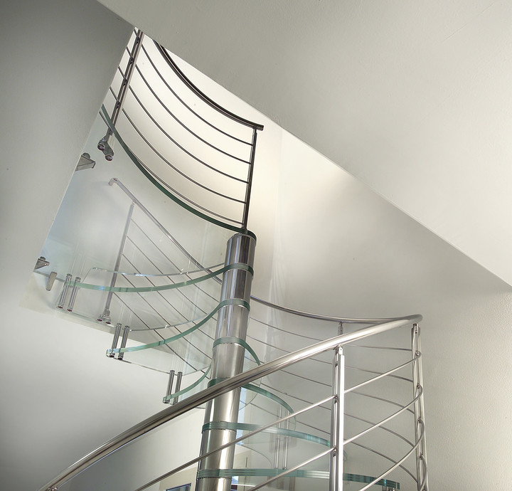 Escalier hélicoidal en verre ROSACE