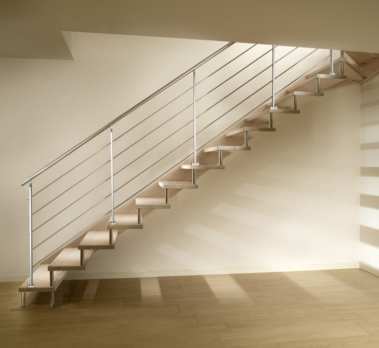 Escalier à limon latéral en bois FLO 110
